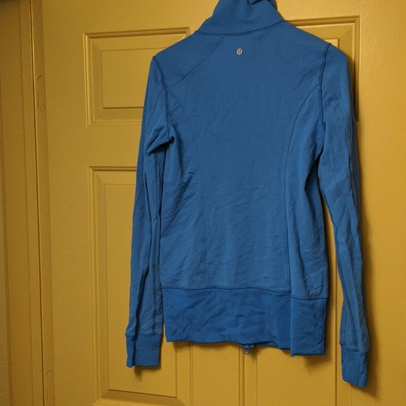 Lululemon Electric blue (8) - Picture 2 of 3